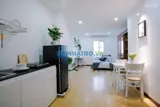 Cho thuê căn hộ mặt tiền phú nhuận - ngã 3 lê văn sỹ & huỳnh văn bánh - giá 6 triệu/tháng - Ảnh 1
