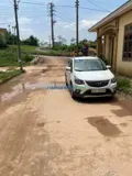 Cách cầu nhận tân 1km , cầu đông trù 4km . đường đi thuận tiện cho mọi phương tiện . có chỗ để ô tô - Ảnh 5
