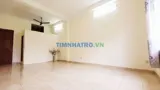 Phòng trống lớn 40m2, cửa sổ lớn, d2 nối dài, p.25 - Ảnh 4