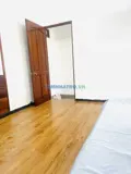 Căn hộ full nội thất, cửa sổ thoáng mát, có lối đi riêng gần khu sân bay - Ảnh 5
