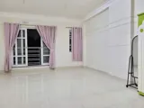 Phòng trọ 35m2 giá rẻ có ban công đối diện công viên Lê Thị Riêng Q3