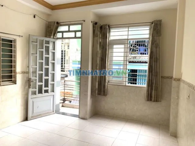 Cho thuê phòng trọ 20m2 đường đoàn văn bơ, quận 4