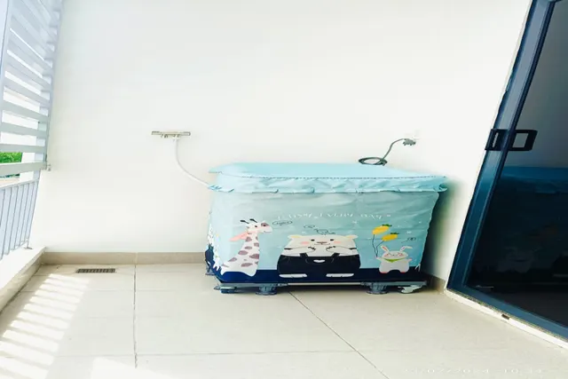 PHÒNG NỮ - 2 CỬA SỔ - BAN CÔNG RỘNG - WC RIÊNG – CHỈ TÍNH ĐIỆN NƯỚC