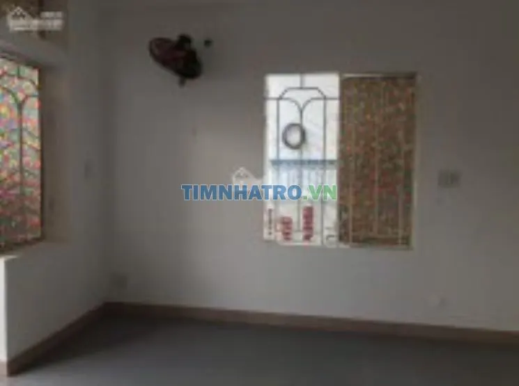 Nhà mặt tiền nguyễn thái bình có 8 phòng rộng cho thuê trọ, làm vp hay phòng dạy học đều thích hợp