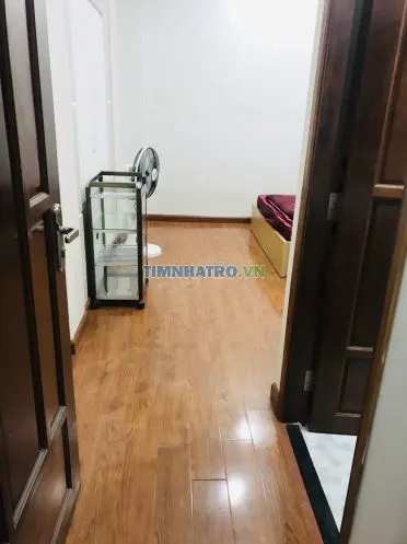 Phòng 4tr dt 25m lầu 1 tại 122 đào duy anh-pn