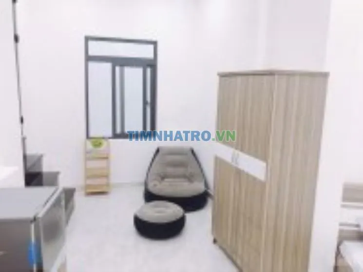 Phòng đầy đủ tiện nghi mới 100% ngay ngã tư phú nhuận, mặt tiền hvt 40m2 5.7tr/th giảm 1tr mùa dịch