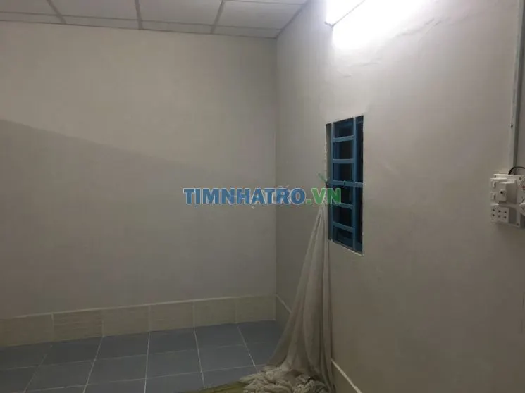 Phòng mới xây sạch sẽ thoáng mát chưa ai ở qua