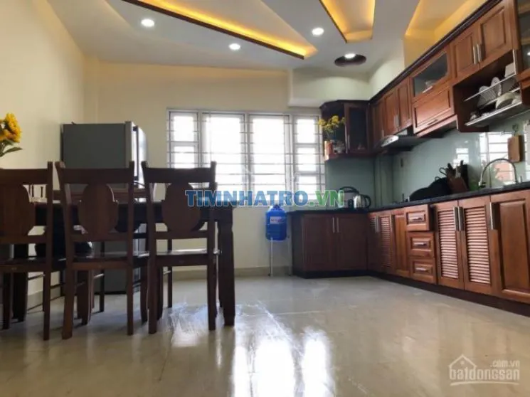 Phòng cho thuê cao cấp đầy đủ tiện nghi 40b nguyễn thái bình, p4, tân bình. giá: 4tr5 lh 0901935937
