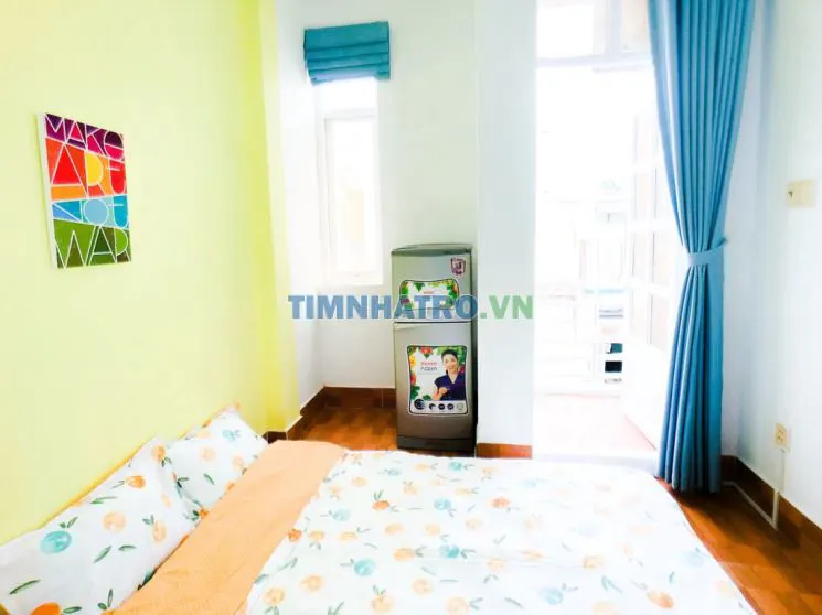 Phòng đầy đủ nội thất có bếp trung tâm q1