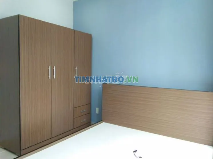 Phòng máy lạnh, ban công, 30m, chợ hạnh thông tây
