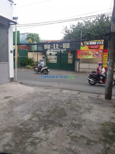 Cho thuê nhà tô vĩnh diện - thủ đức. 1 trệt 2 lầu sd 150m2 - 3pn 3wc,hướng tây,cách 1 căn mặt tiền