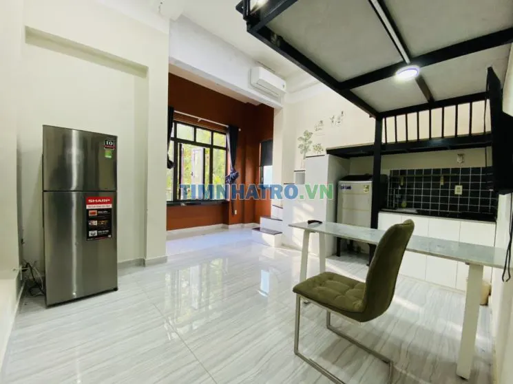 Căn duplex full nội thất - có cửa sổ siêu thoáng - gần lotte mart quận 7