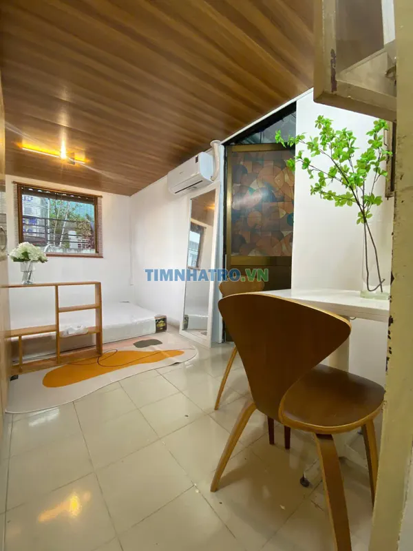 Studio Tách Bếp- Bancol Lầu 3- 30M2- Full Nội Thất- Ngay Khách Sạn Nikko,Q1- 5 T