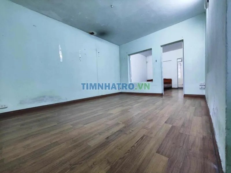 Cho Thuê Căn Hộ Tập Thể Ngọc Khánh, Ba Đình, Dt 65M2 Rộng Thoáng, 2 Ngủ Ở Luôn