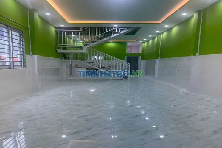 Nhà cho thuê đường 36 p. linh đông. 2 tầng. DT 180m2 có 3pn2wc giá 10tr