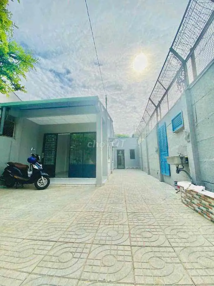 CHO THUÊ NHÀ NGUYÊN CĂN SÂN VƯỜN CƯ XÁ ĐIỆN LỰC, Phường Trường Thọ. 130M2 CÓ 3PN 1WC GIÁ 12TR/THÁNG