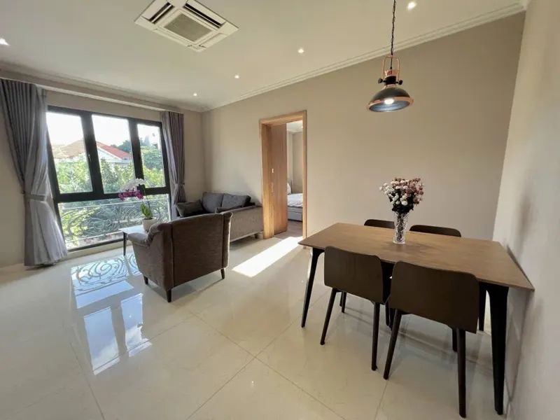 CHO THUÊ CĂN HỘ 2 PHÒNG NGỦ FULL NỘI THẤT TÂN BÌNH, BAN CÔNG –GẦN SÂN BAY & HỌC VIỆN HÀNG KHÔNG