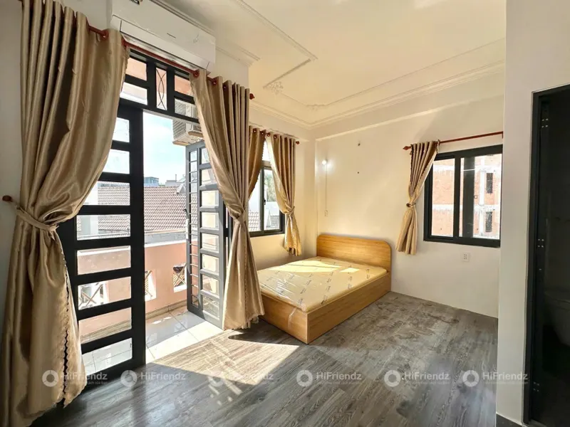 STUDIO BAN CÔNG FULL NỘI THẤT NGAY ĐH VĂN HIẾN
