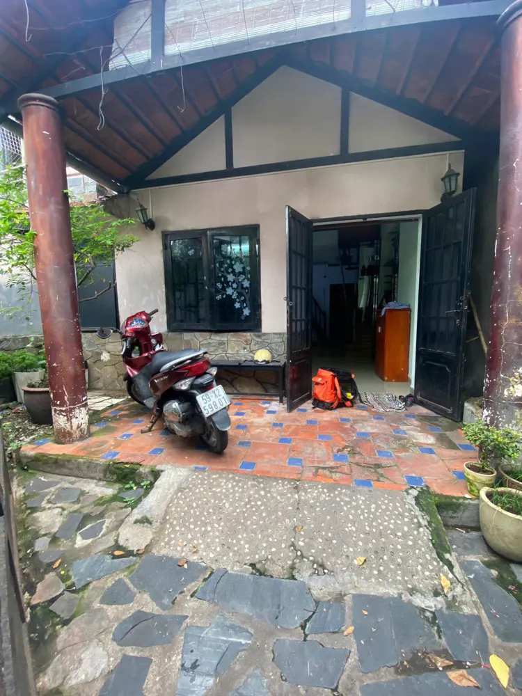 Cho thuê nhà Đường số 13, p. Linh Chiểu. gần ĐH Cảnh Sát,ĐH Ngân Hàng, Chợ, 3pn1wc Giá 8tr, Có Sân
