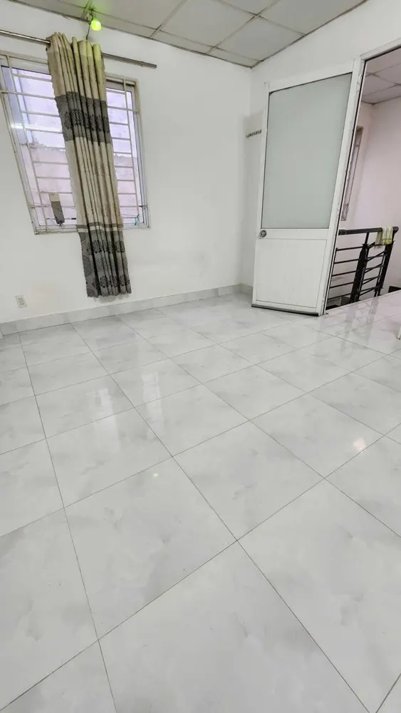 Cho thuê nhà NGUYÊN CĂN đường xe tải gần Phạm Văn Đồng chỉ 8tr tháng 2pn 2wc