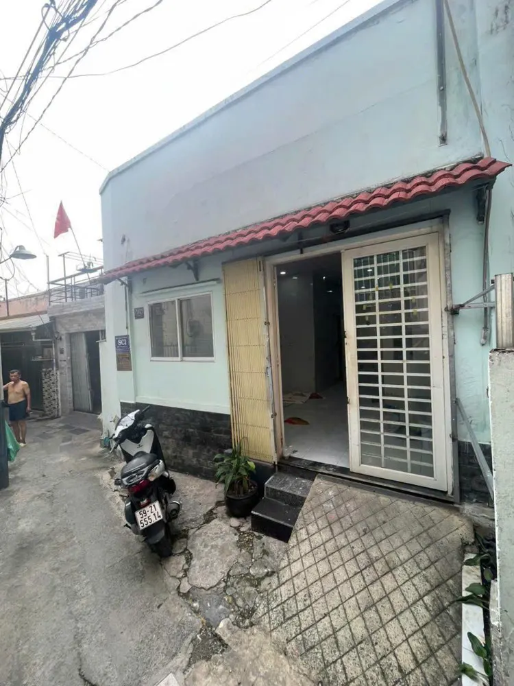 Cho thuê nhà Đường Kha Vạn Cân, P. Linh Tây - 72m2 Giá 10.5tr/tháng Có 3PN 1WC, ngay Chợ Thủ Đức