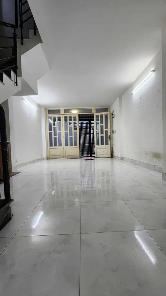 Cho thuê nhà NGUYÊN CĂN đường xe tải gần Phạm Văn Đồng chỉ 8tr/tháng - 2pn 2wc
