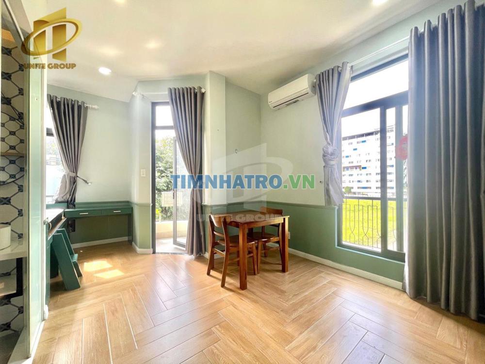 Studio Ban Công View Siêu Đẹp Full Nội Thất