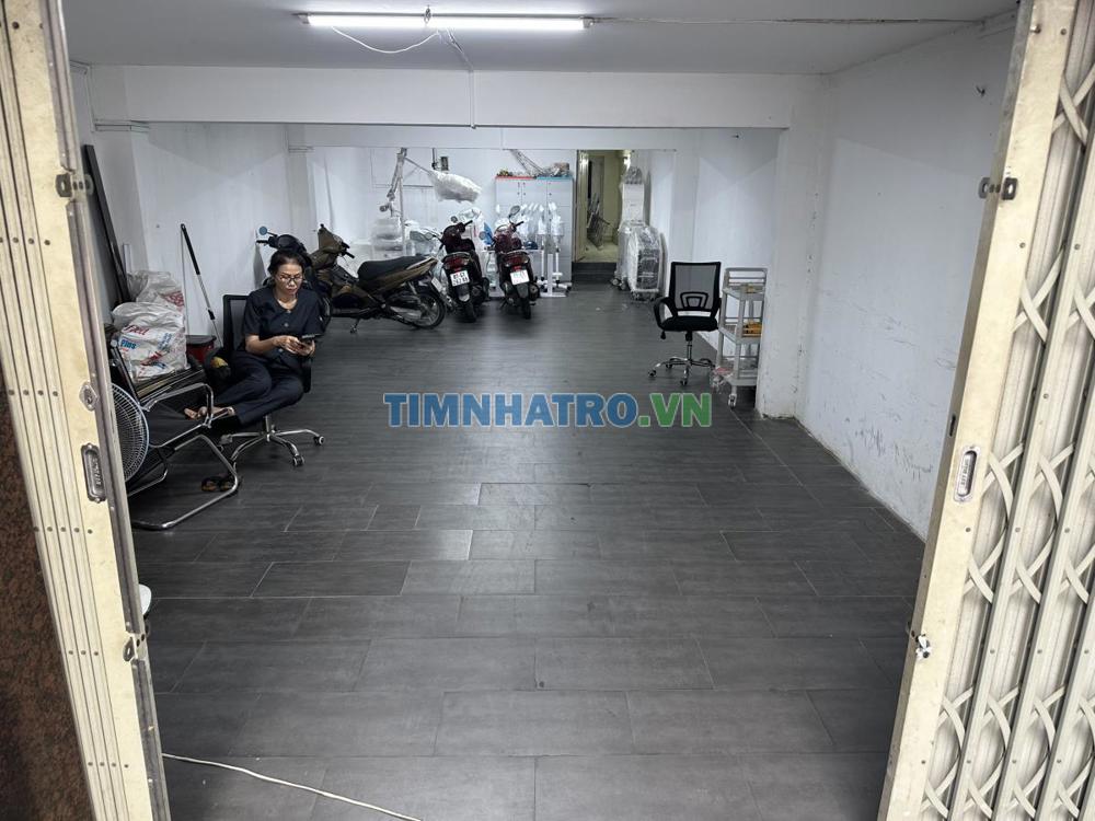 Tòa Nhà 819 M2- Mặt Tiền Ngay Công Viên Tao Đàn,Q1 - 1 Hầm 7 Tầng- 200Tr/