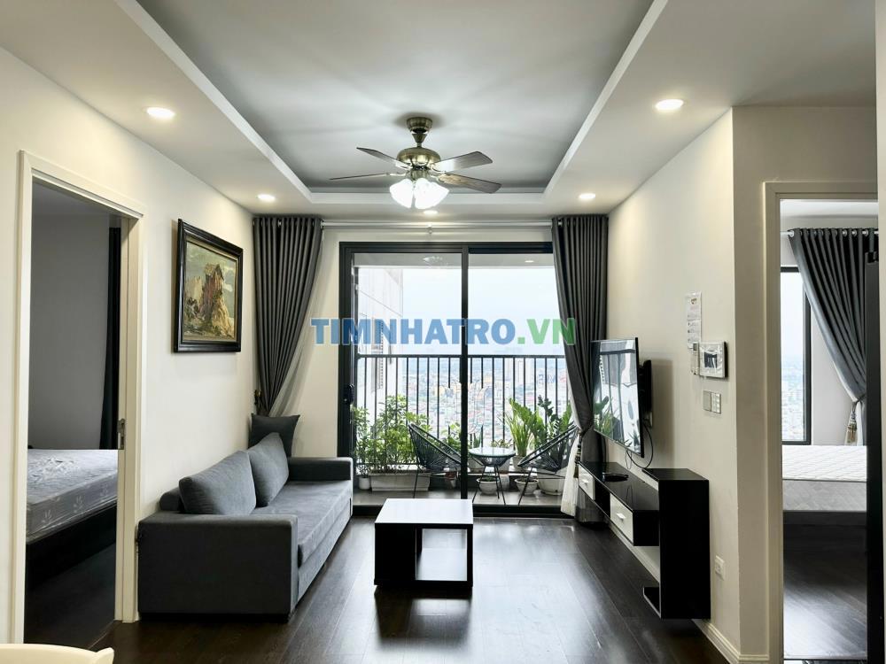 Cho Thuê Ch Penthouse View Phố Thoáng Mát