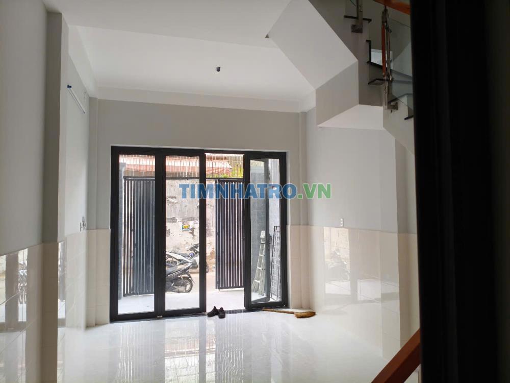 Cho Thuê Nhà 1 Trệt 2 Lầu Mới 100%, 60M2 ,5Pn, Hẻm Rộng 8M- Đ,Số 18