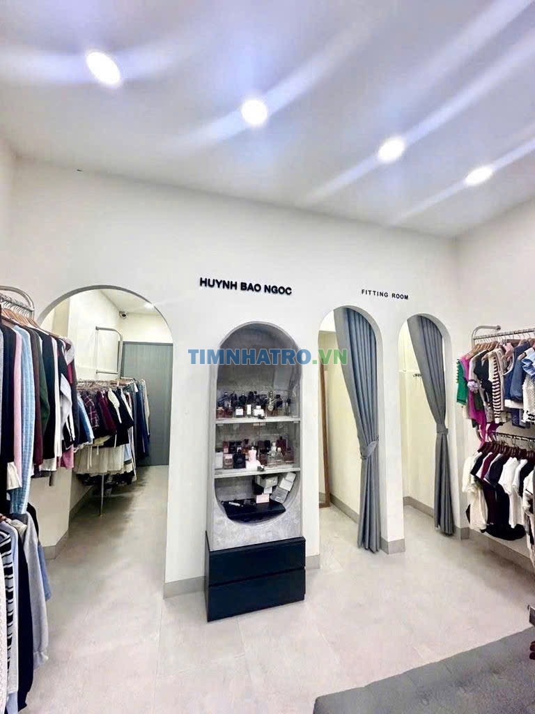Cho Thuê Nhà 4*18M 1 Trệt 2 Lầu 4Pn Hxh Đồng Đen, P11, Tân Bình