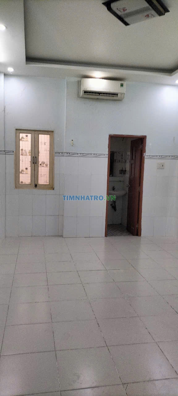 Phòng Trong Nhà Nguyên Căn 30M2 Đường Thiên Phước