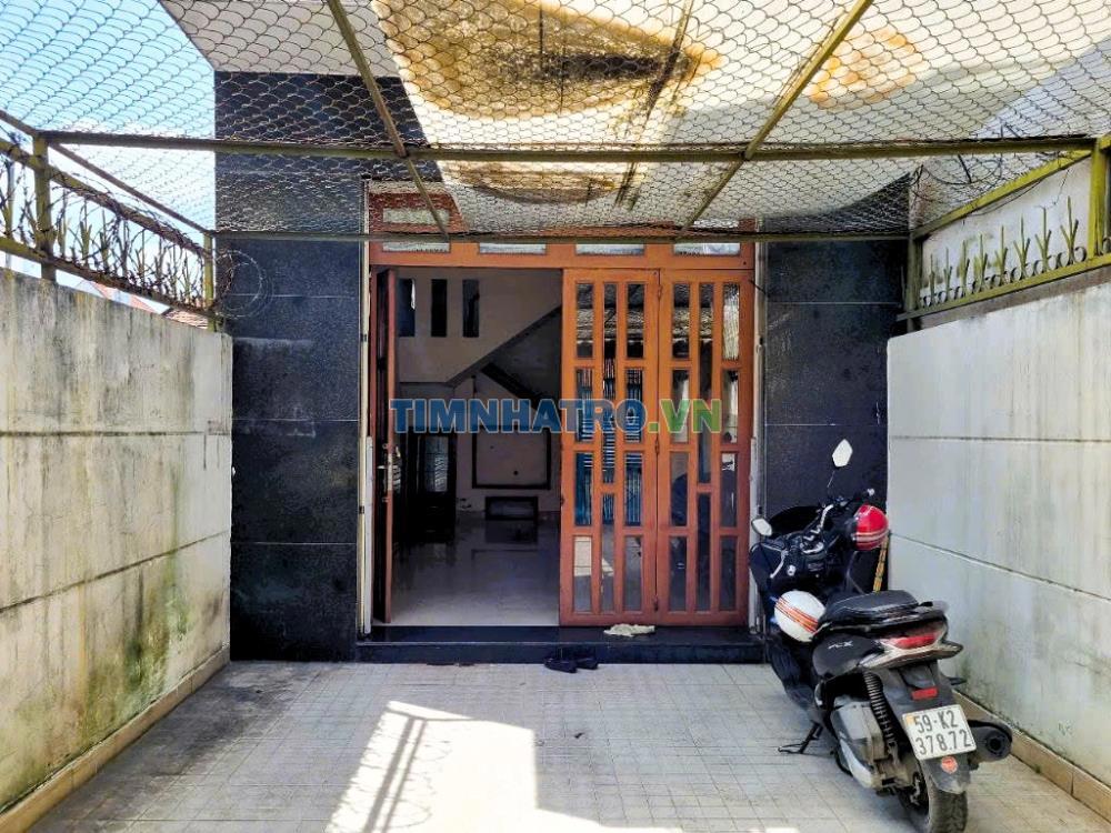 Cho Thuê Nhà Nguyên Căn Mặt Tiền Đường 3, Trường Thọ, 7Pn, 250M²