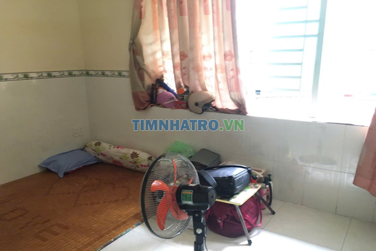 TÌM MỘT BẠN NỮ Ở GHÉP TẠI QUẬN 10