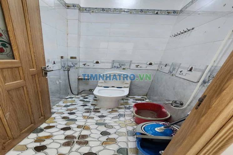 Nhà cho thuê mặt tiền đường số 7 P. Linh Trung. 2 tầng có 2pn2wc giá 8tr. LH 0964762748