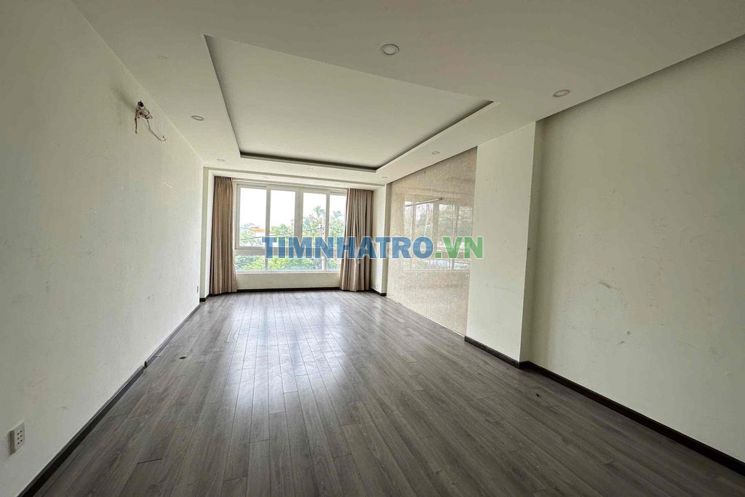 Nhà mặt tiền Đường số 13 p. linh trung, 3 Tầng sd 200m2 có 6pn 4wc giá 16tr/tháng