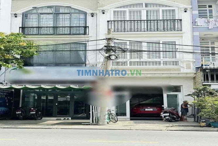 Nhà mặt tiền Đường số 13 p. linh trung, 3 Tầng sd 200m2 có 6pn 4wc giá 16tr/tháng