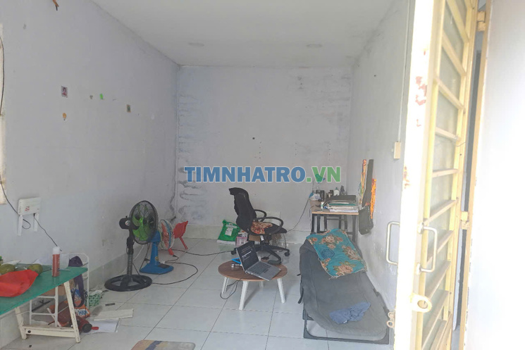 Nhà cho thuê đường số 37 p. Linh Đông, Hẻm xe hơi, dt 40m2 có 1pn1wc giá 5tr/tháng