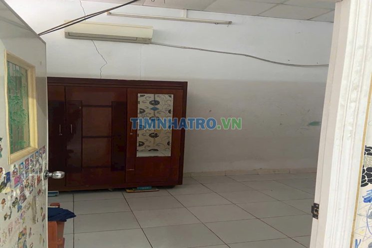Nhà cho thuê hẻm Đặng Văn Bị, P. Trường Thọ. DT 75m2 cấp 4 có 2pn 1wc giá 8tr/tháng