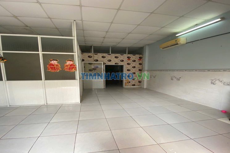 Nhà cho thuê hẻm Đặng Văn Bị, P. Trường Thọ. DT 75m2 cấp 4 có 2pn 1wc giá 8tr/tháng