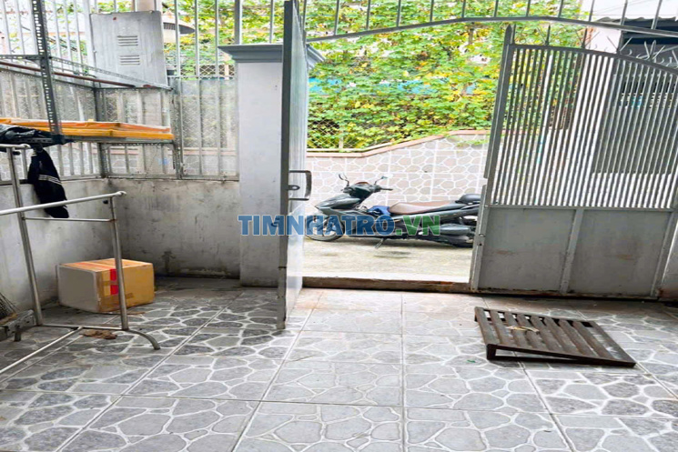 Nhà cho thuê hẻm Hồ Văn Tư, p .Trường Thọ. Trệt + lầu, 2pn1wc giá 7tr