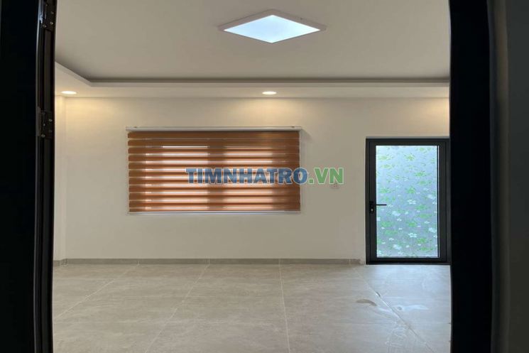 Nhà cho thuê hẻm 55 đường Cây keo, p. Tam Phú. 3 Tầng sd 160m2 có 4PN 5WC giá 16tr/tháng