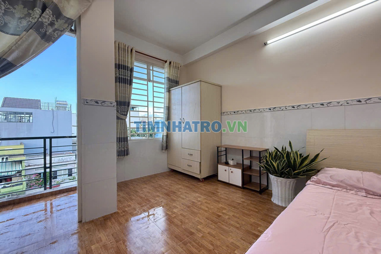 Phòng Ngủ Bancon Siêu Rộng - Full Nội Thất Cao Cấp