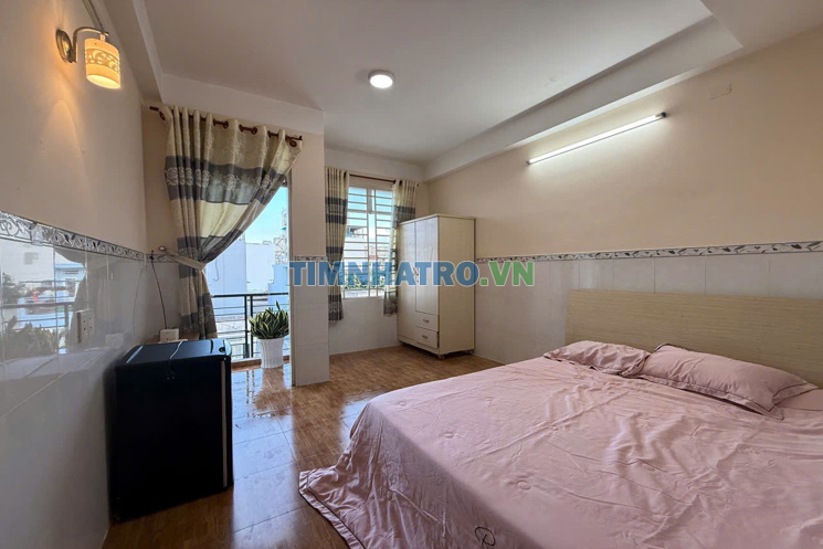 Phòng Ngủ Bancon Siêu Rộng - Full Nội Thất Cao Cấp