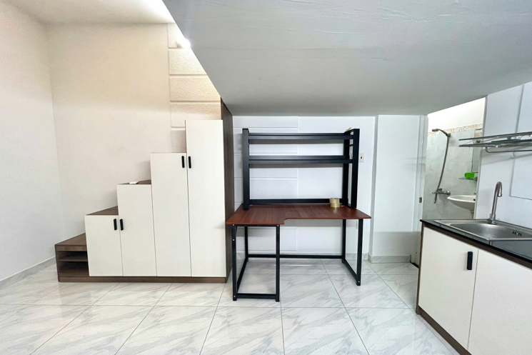 Ở Không Gian Gấp Đôi – Trả Giá Chỉ Một Nửa