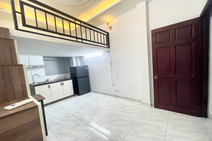 Ở Không Gian Gấp Đôi – Trả Giá Chỉ Một Nửa