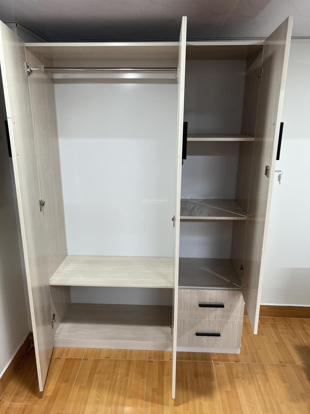 Phòng Trọ Full Nội Thất 30m² - 2TR/Người - Vị Trí Đắc Địa Bình Thạnh
