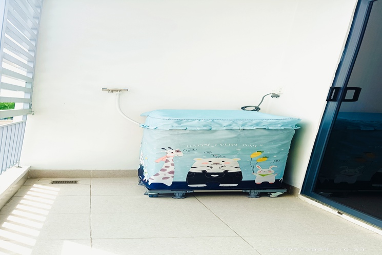 PHÒNG NỮ - 2 CỬA SỔ - BAN CÔNG RỘNG - WC RIÊNG – CHỈ TÍNH ĐIỆN NƯỚC