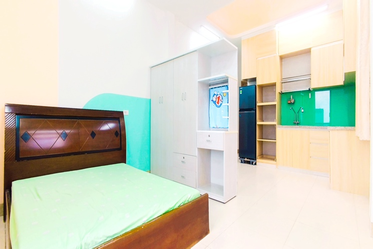 PHÒNG NỮ - 2 CỬA SỔ - BAN CÔNG RỘNG - WC RIÊNG – CHỈ TÍNH ĐIỆN NƯỚC