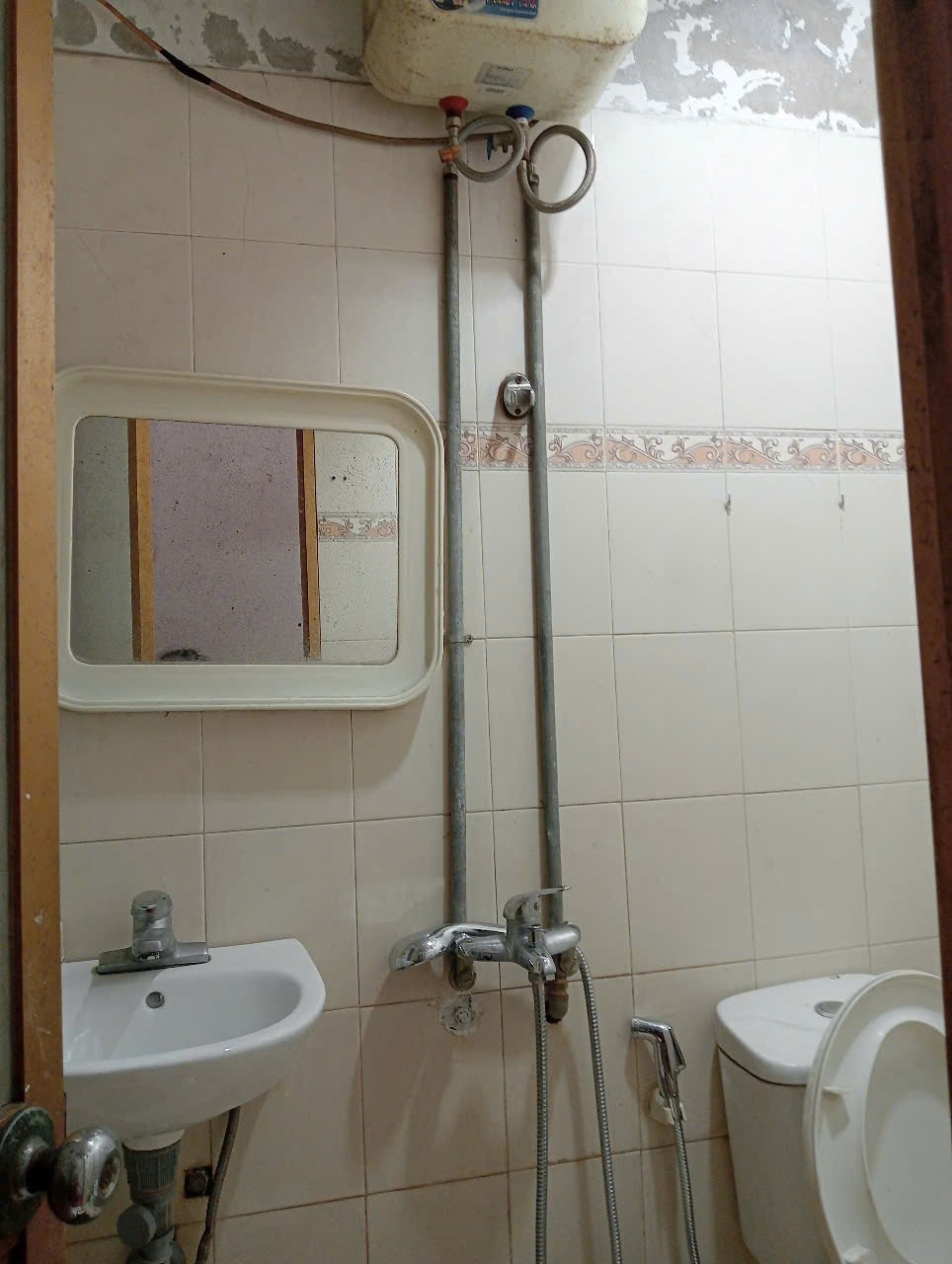 Chính chủ cho thuê phòng trọ mặt đường Trương Định, Hoàng Mai - Giá 2.5tr/tháng